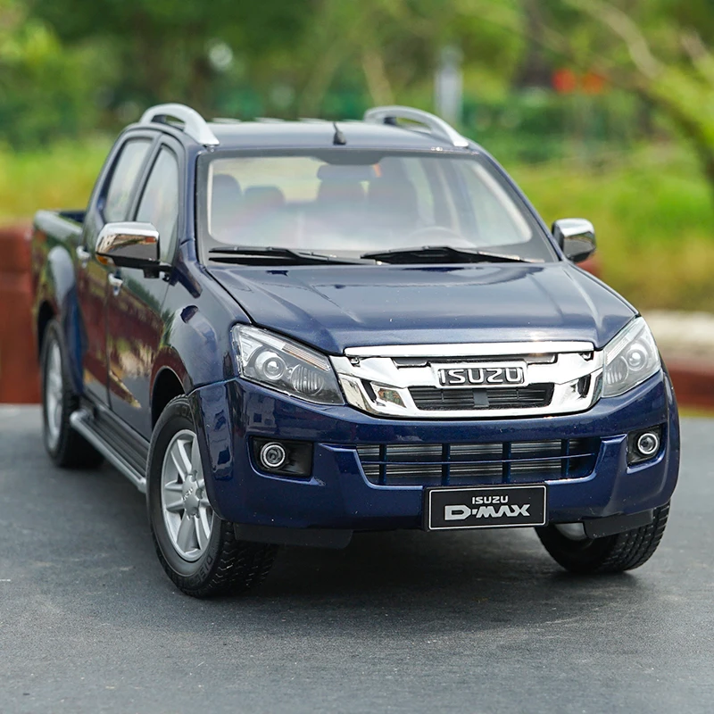 Оригинальная Авторизованная аутентичная 1:18 Isuzu D MAX модель грузовика литья под