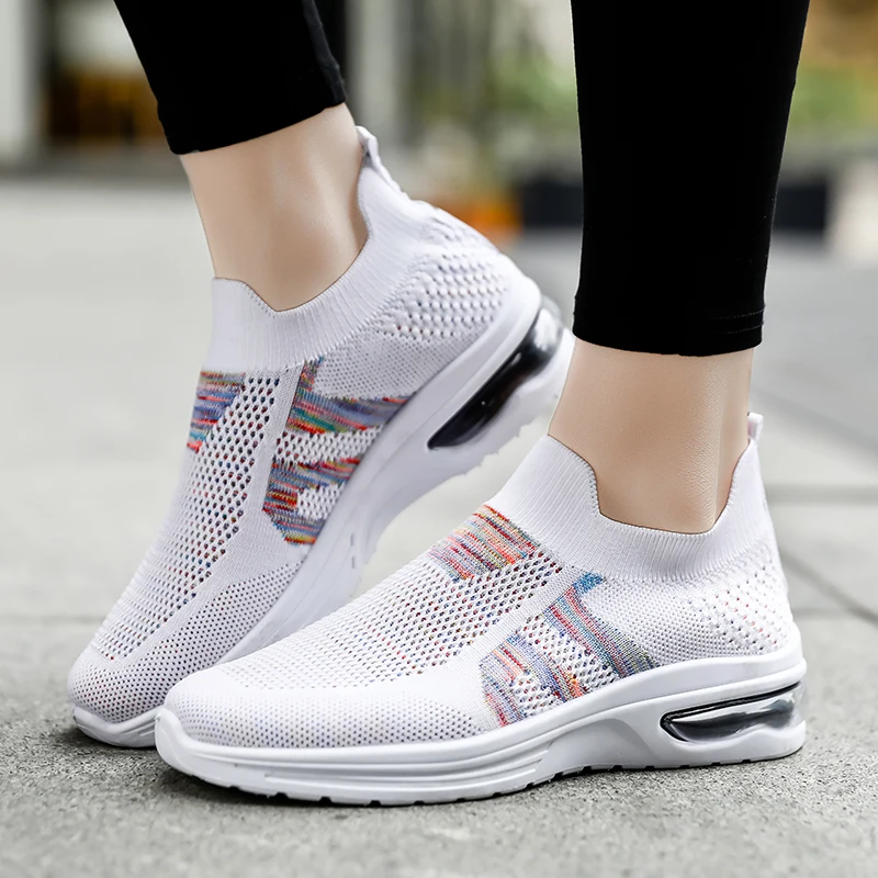 Women Sneakers Outdoor Lightweight Ladies Casual Sport Shoes Slip on Comfortable Running Walking Shoes Mother Shoes Size 35-43