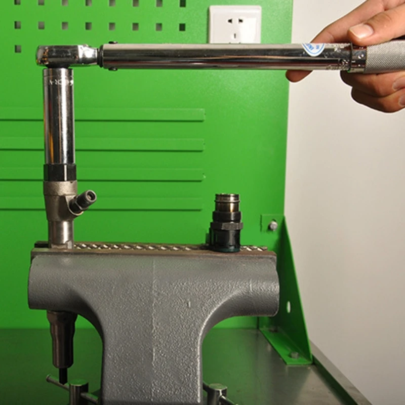 Инструмент для общей топливной магистрали совместимый с инструментом сборки и