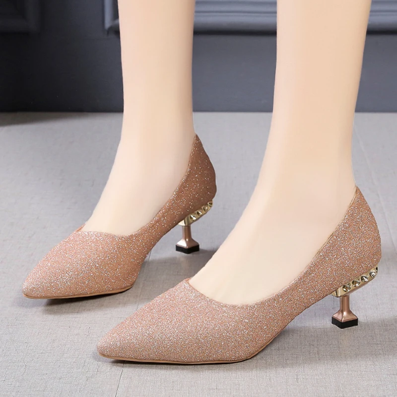 

Rimocy Sexy Bling Thin Heels Pumps Women 2022 New Crystal Pointed Toe Party Wedding Shoes Woman Slip-on Med Heels Shining Shoes