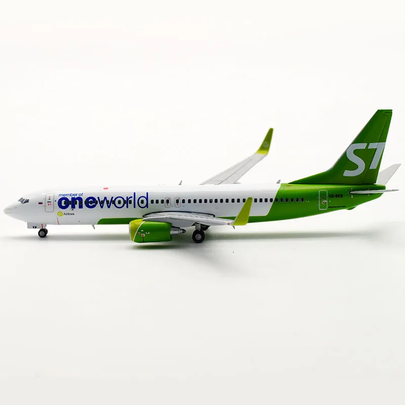 1:400 весы B737 800 модели самолетов Сибирский авиакомпании сплав самолет