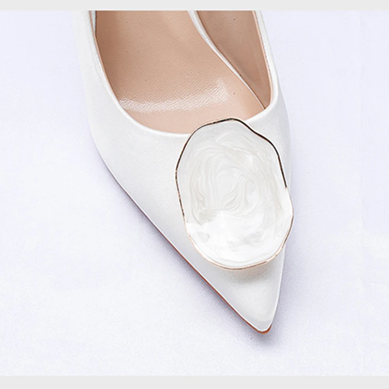 

Wedding Heels Women Silk White Bride Shoes Gemstone Thin High Heels For Wedding Dress Party Sexy Brand Punps Shoes 2021 New