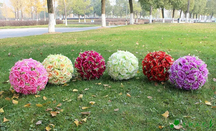 

12"/30 CM Artificial Flower Rose Silk Kissing Balls Starry Flowers Ball For Christmas Ornaments Wedding Party Decorations