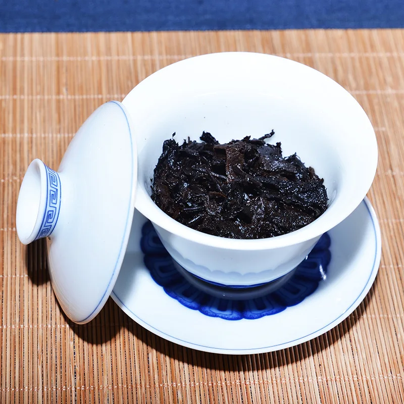 

2008 Yr 357g Pu'er Tea China Yunnan Ripe Pu-erh Tea Golden Bud Cooked Pu-erh Ancient Tea Leaves for Health Care Lose Weight Tea