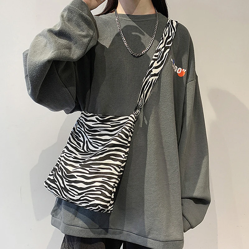 

New Women Canvas Crossbody Handbag Animal Print Large Capacity Shoulder Purse Pouch Fashion Exquisite Shopping Bag