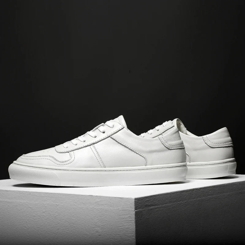 Мужская обувь для прогулок Лидер продаж Дизайнерские кроссовки на плоской