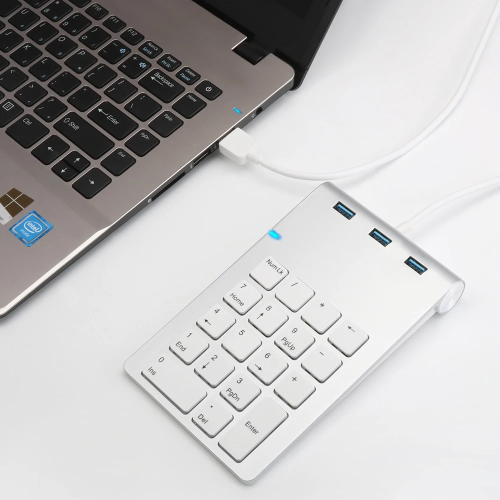 

USB Numeric Keypad 18 Keys With Three USB3.0 Hub Number Accountant Mini Keyboard Wired Number Pad For Laptop Desktop PC