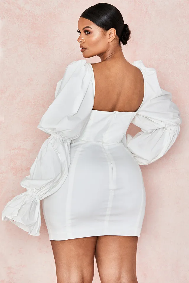 Женское мини-платье с открытой спиной однотонное обтягивающее красное