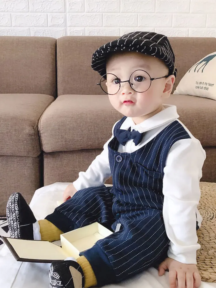 

2021 Одежда для новорожденных мальчиков костюм джентльмена костюм-смокинг комбинезон комбинезоны наряд для младенцев с галстуком-бабочкой к...