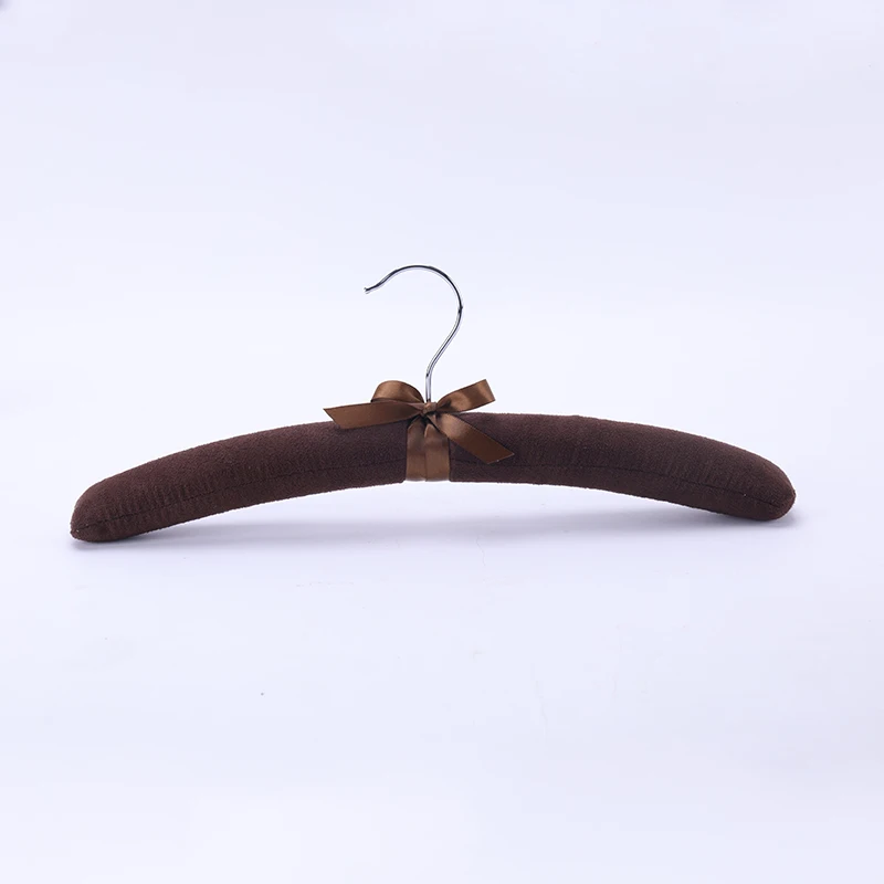 Деревянные тканевые вешалки Cliffhangers