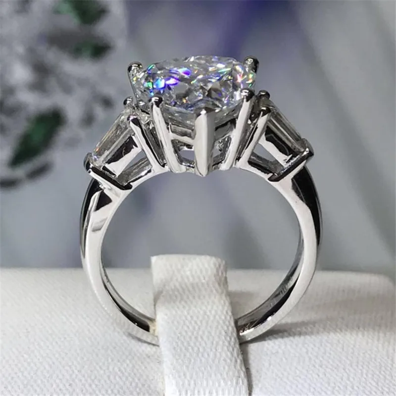 Кольцо женское из серебра 925 пробы с бриллиантами 5 карат | Украшения и аксессуары