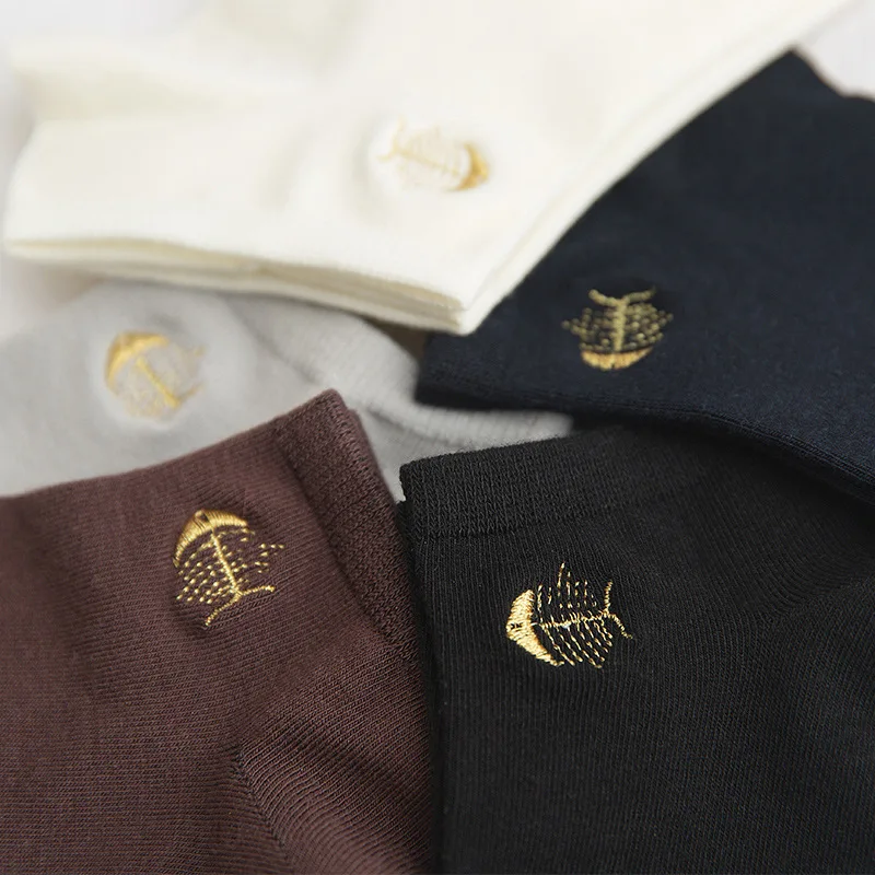 

Fashion Men Socks Double Needle Embroidered Combed Cotton Boat Socks Summer Casual Short Socks Manufacturer Wholesale