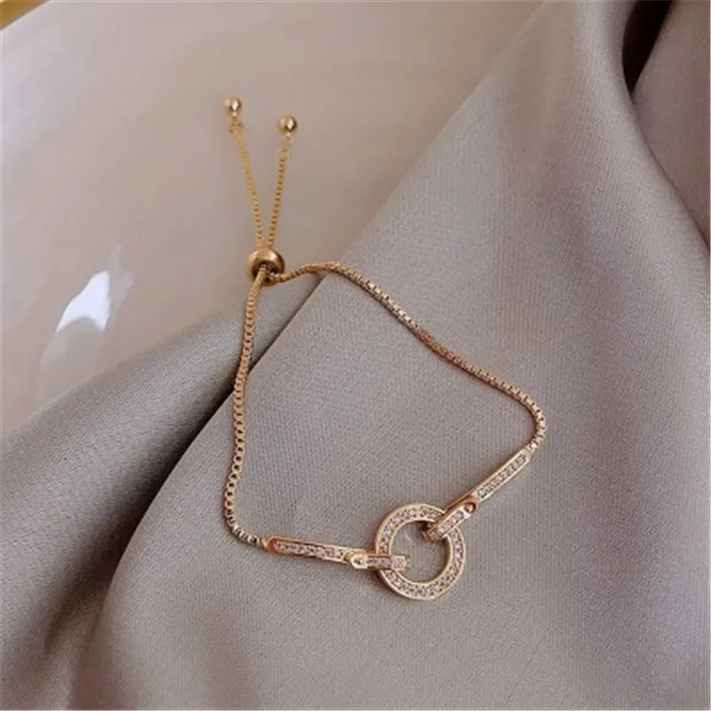 

European Rhinestone Zirconia Geometric Shape Pendant Bracelet For Women Simple Elegant Party Prom Bangle Jewelry