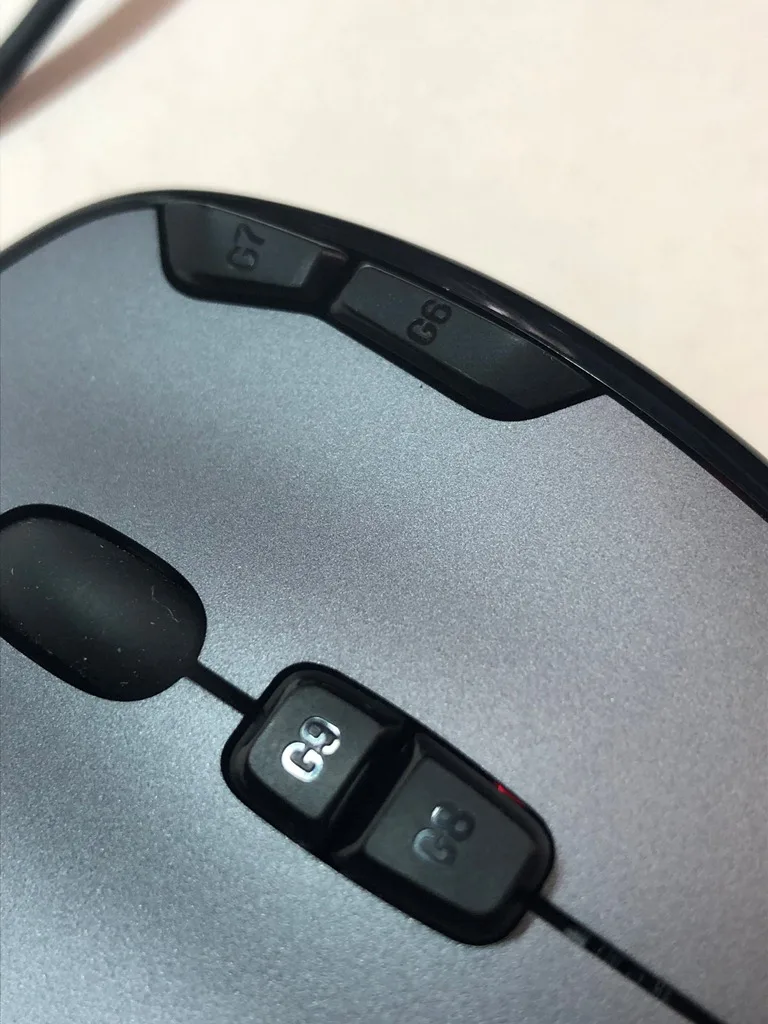 Мышь Logitech G300 Проводная игровая 9 перезаряжаемых программируемых кнопок |