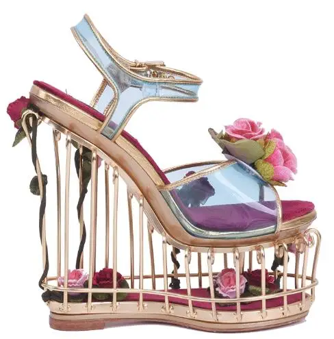 Женские босоножки с ремешком на щиколотке летние из ПВХ украшенные розовыми