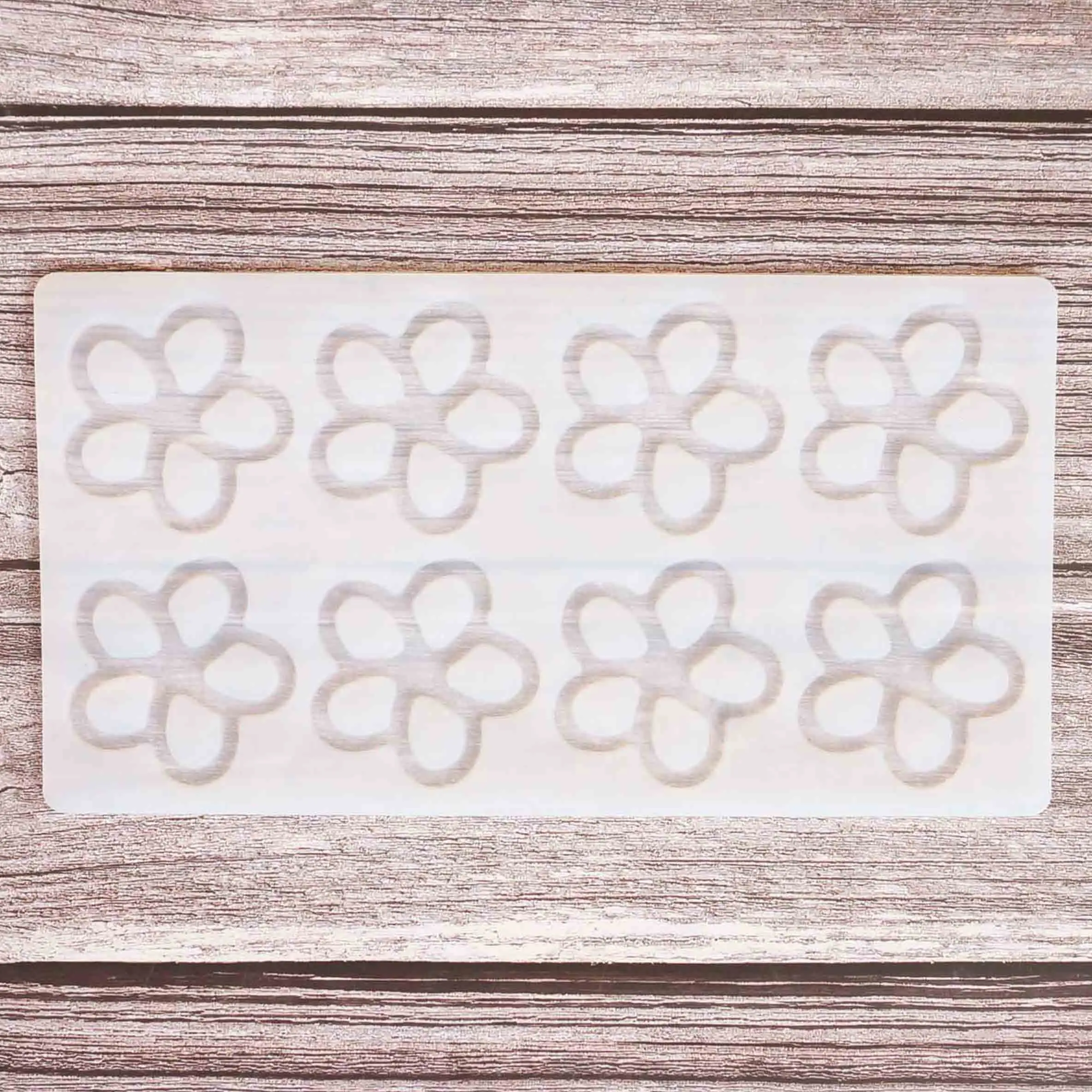 Hollow Flowers Shape Chocolate Stencil Mold Sharp End Stripe Transfer Sheet Cake Edge Decoration Silicone Chablon |