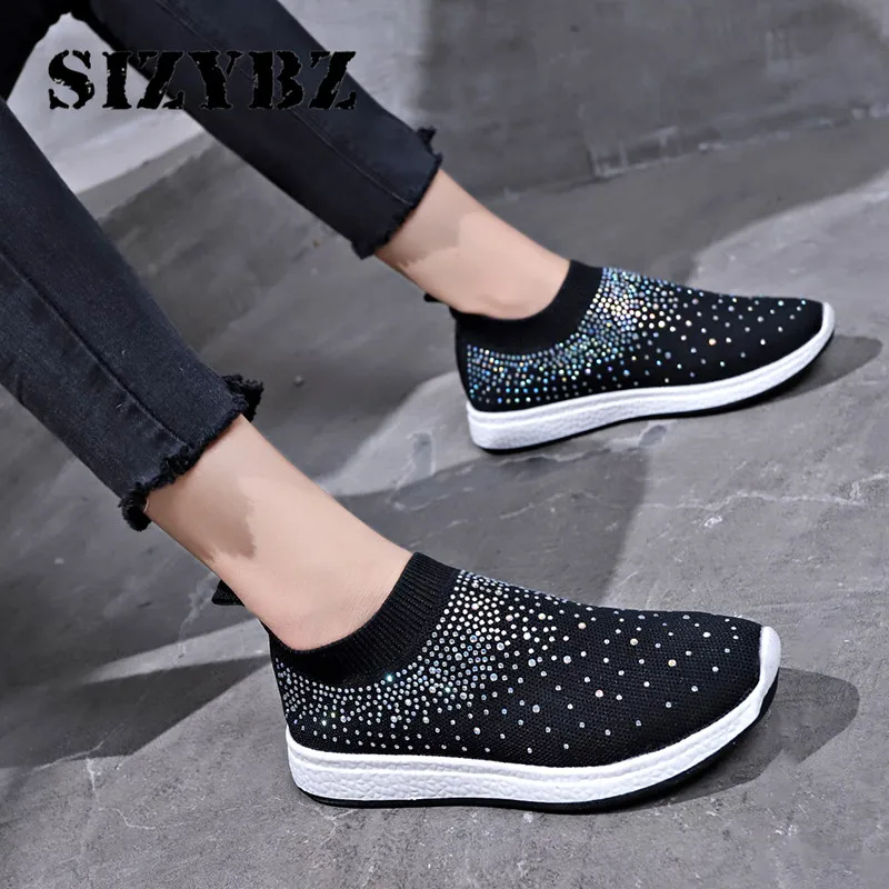 Размера плюс 42 Женские кроссовки Осенняя обувь на плоской подошве Стразы Женская