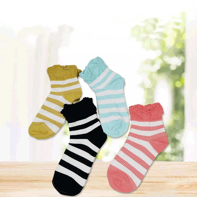 

Women's tube socks autumn and winter new Japanese lace socks fungus lace loose mouth socks