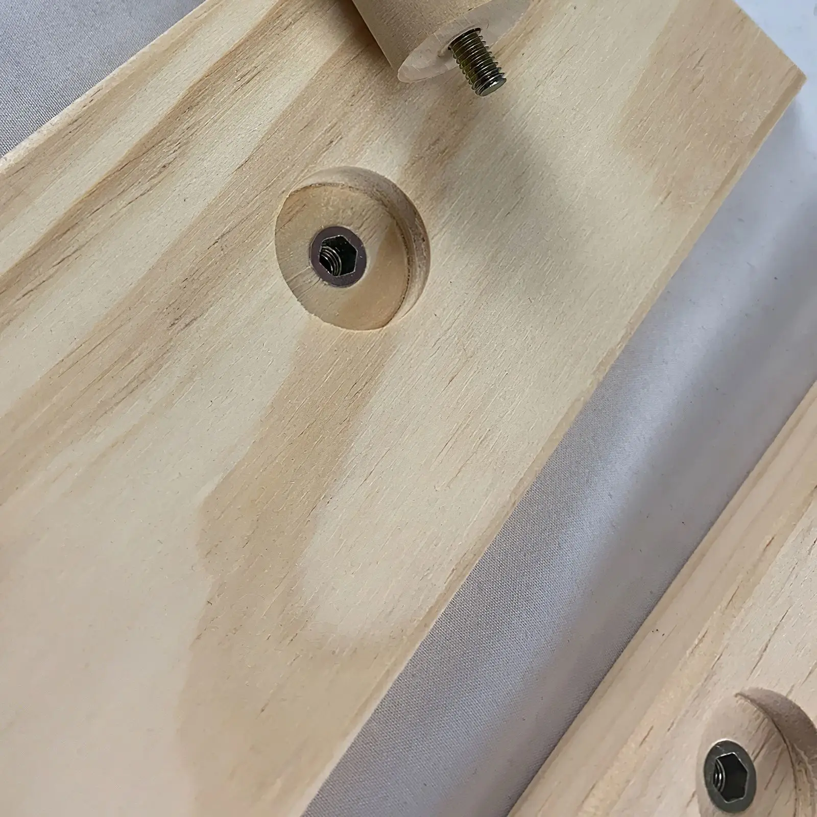 

Party Toys 4 Person Ring Toss Game Classic Tabletop Hook And Ring Game Wooden Table Playset Interactive Ring Throwing Game Gift