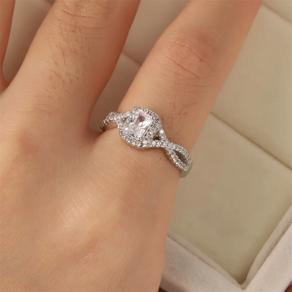 

S925 Silver Ring Japan And South Korea Inlaid Rectangular Moissan Diamond Zircon Female Fashion Personality Wedding Ring Gift