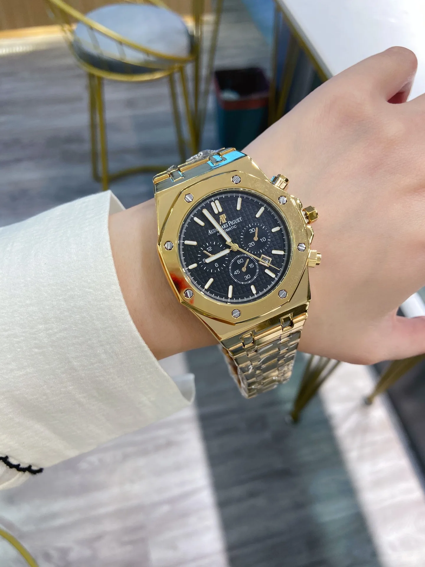

Quartz men's Leisure Watch for fast sale in foreign trade