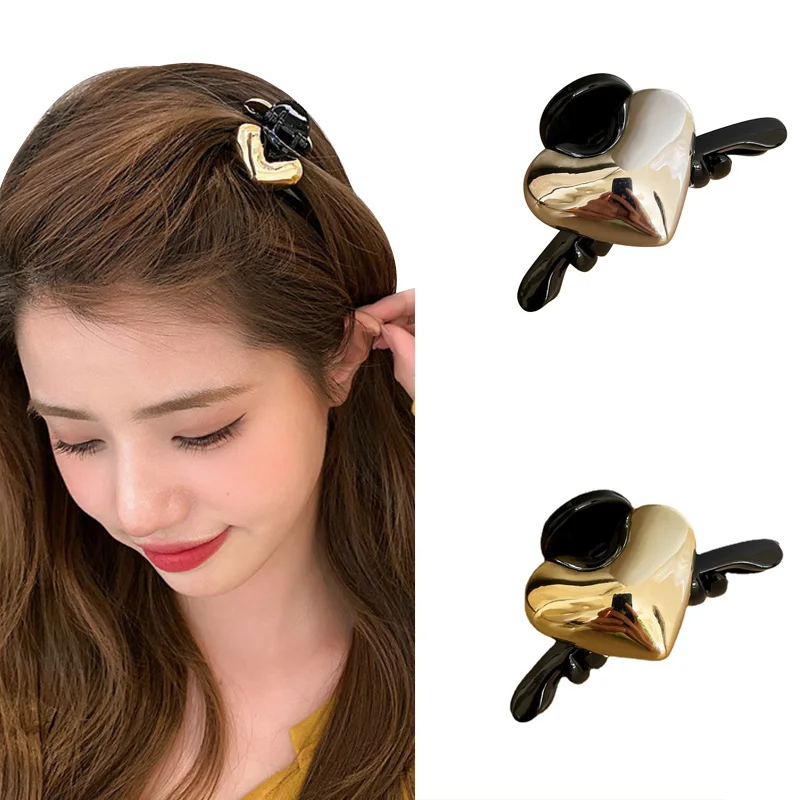 

Small Hair Claw Clips For Women Trendy Heart Hair Clip Metal Vintage Headwear Hairpins Hair Accessories Claw Clips Side-Clip