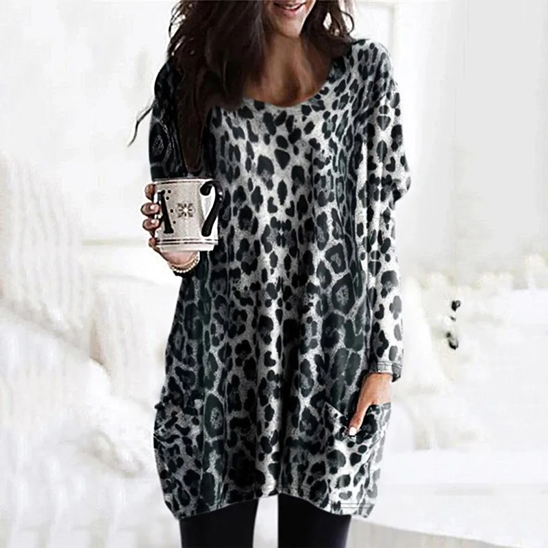 

European and American Women's Leopard Print Long-sleeved Casual Loose Top T-shirt