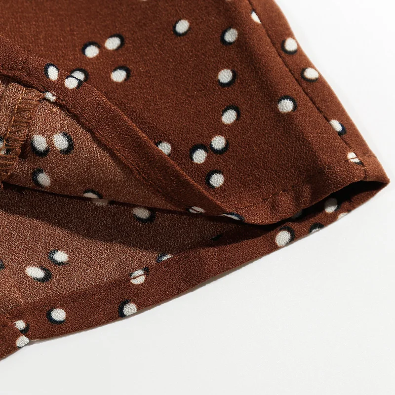 

2021 New Summer Fashion V-neck Three-quarter Sleeve Women's Shirt Casual Button Decorative Polka Dot Printed Shirt