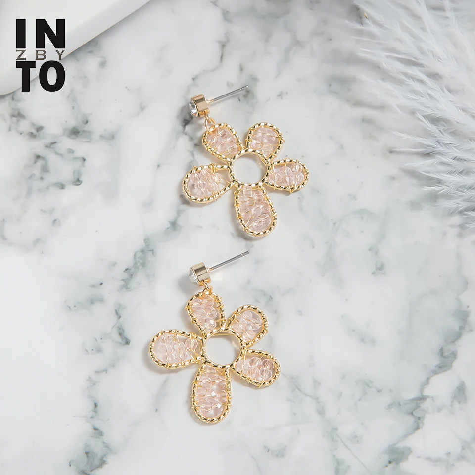 В милые с украшениями из розового стекла бисером и цветочным принтом для девочек