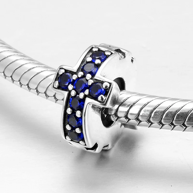 Новинка круглые бусины с серебряным крестом и синим кубическим цирконием для