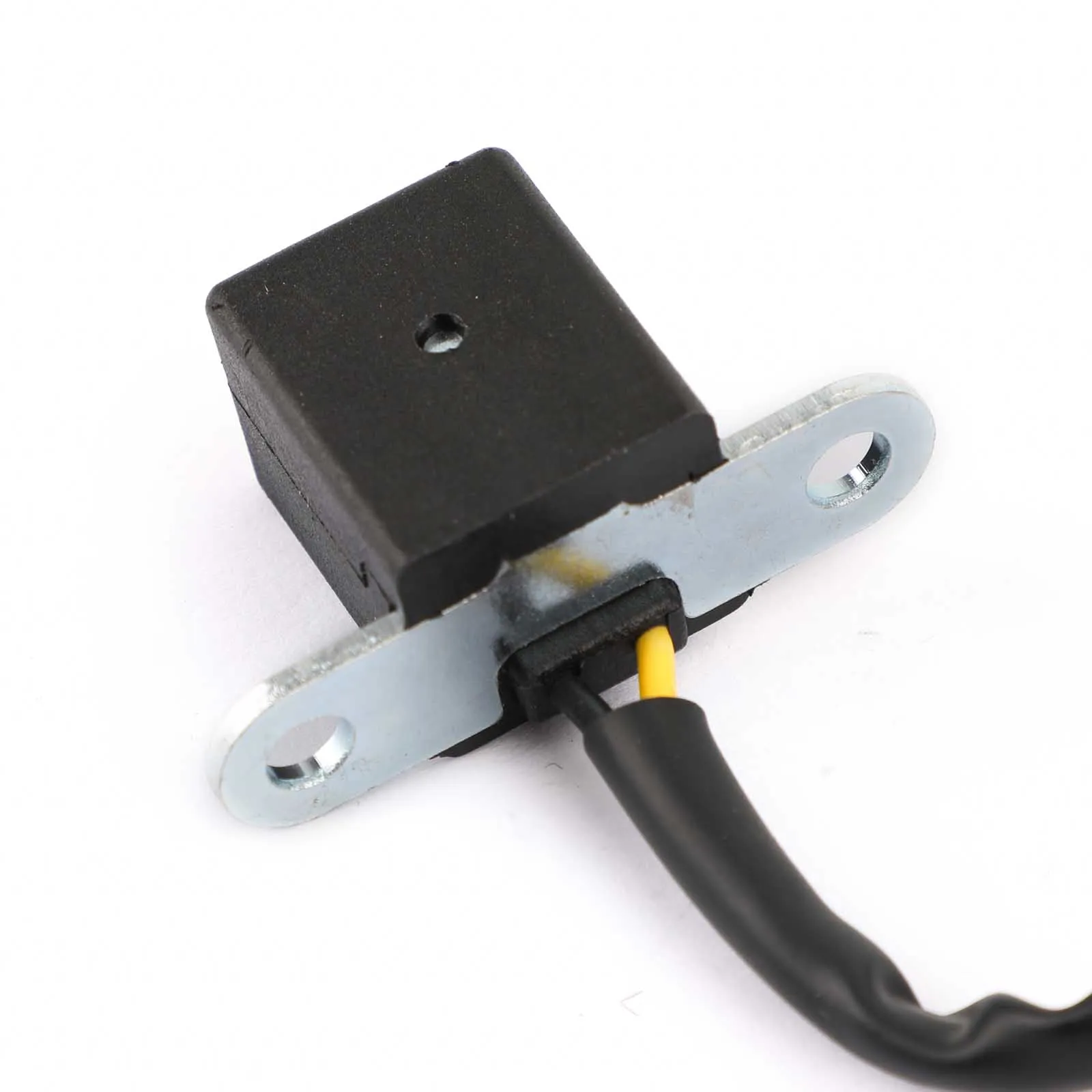 

Topteng Pick-up Pulsar Coil Fit for Kawasaki GPZ 500 EX Ninja 500/R Vulcan EN 500 94-09