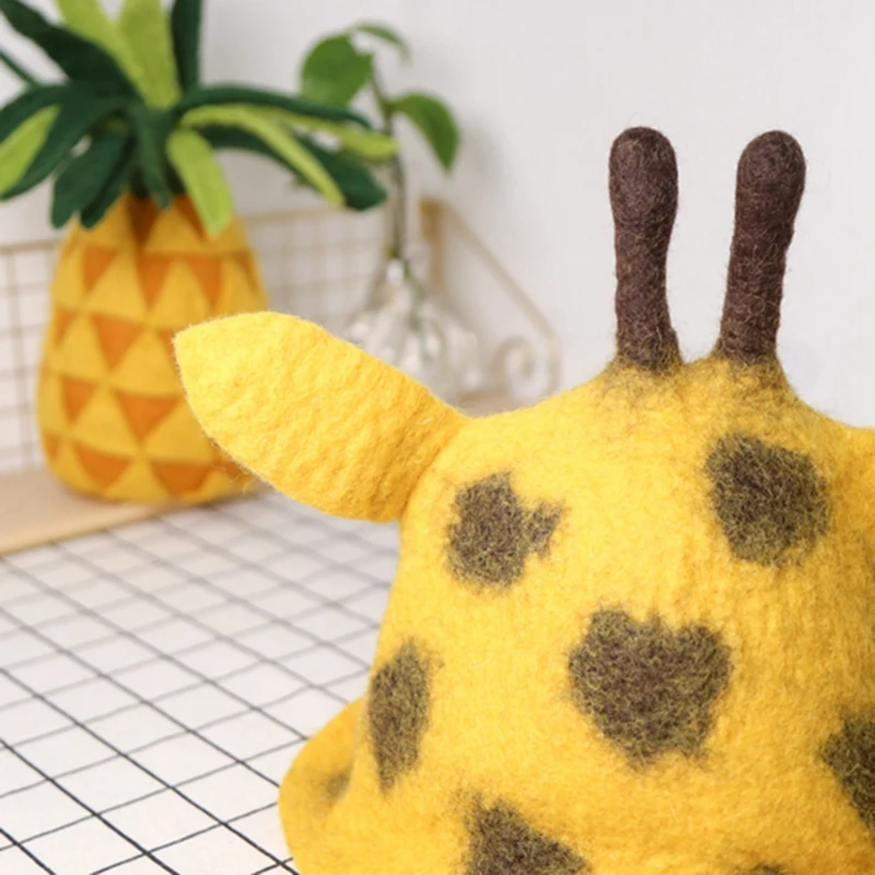 

Nepal Handmade Felt Giraffe Hat Cute Plush Velvet Female Temperament Personality Female Hat