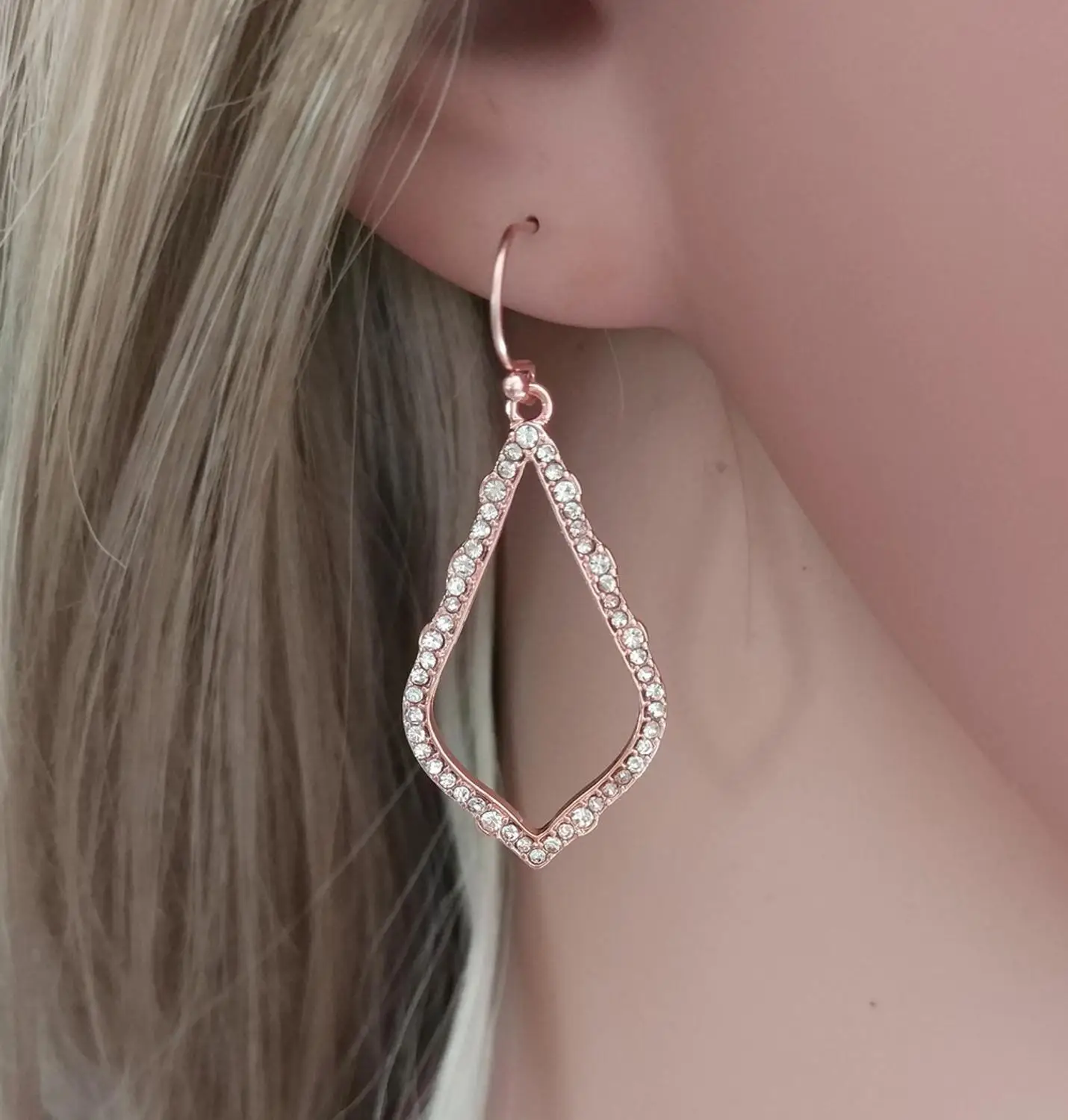 Новые модные маленькие серьги подвески в форме капли воды Софии из