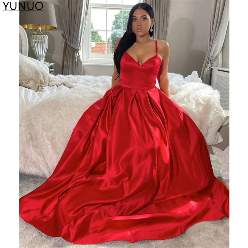 

YUNUO Spaghetti Straps A-line Red Prom Party Dresses Satin Side Slit Formal Evening Gowns with Pockets robes de soirée for Women