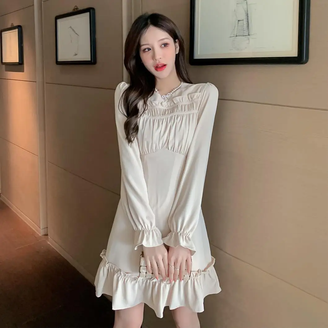

Will spring and summer French temperament show thin short sleeve dress son platycodon grandiflorum plait skirt in the design of
