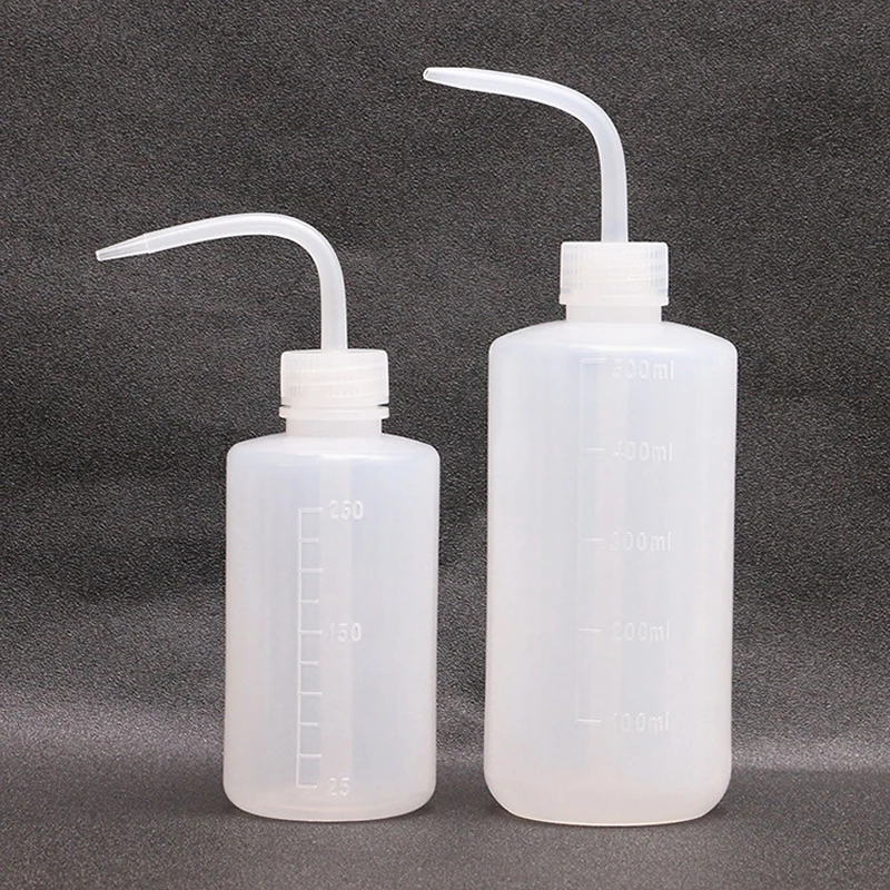 

Kissure 500ml Tattoo Curved Pot Plastic Sanitary Clear Spray Pot Green Algae Bottle Tattoo Accessory Makeup