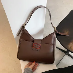 Autumn and winter retro large capacity bag women 2020 new fashion fashion versatile small design atmospheric one shoulder undera Autumn and winter retro large capacity bag women 2020 new fashion fashion versatile small design atmospheric one shoulder undera