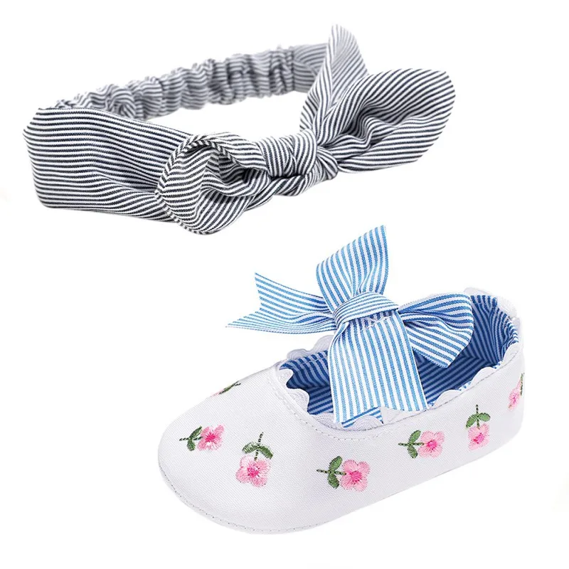 Zapatos de algod&oacute;n con lazo para reci&eacute;n nacidos, zapatillas antideslizantes con estampado de flores, bonitos zapatos para cuna de beb&eacute; con diademas-0