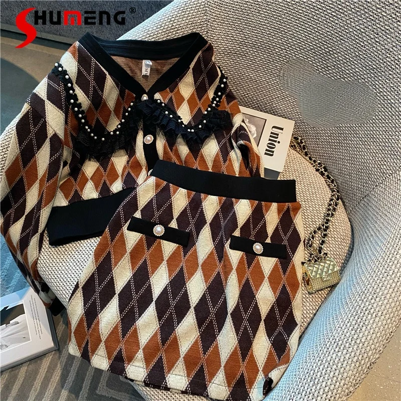 

Женский трикотажный костюм из двух предметов, простой Короткий трикотажный топ с круглым вырезом и юбка выше колена, осень 2021