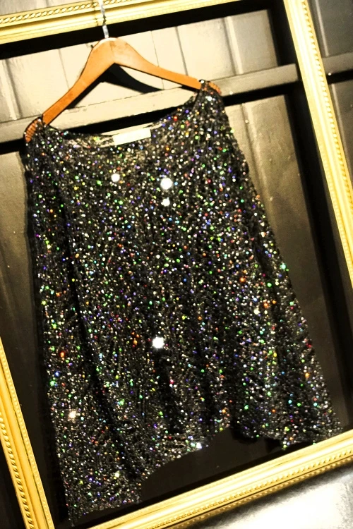 

2021 Spring Women Elegant New Sequined Bling Knitwear Sexy Hollow Out V-neck Knitted Sweater All-matching Fashion Top Female