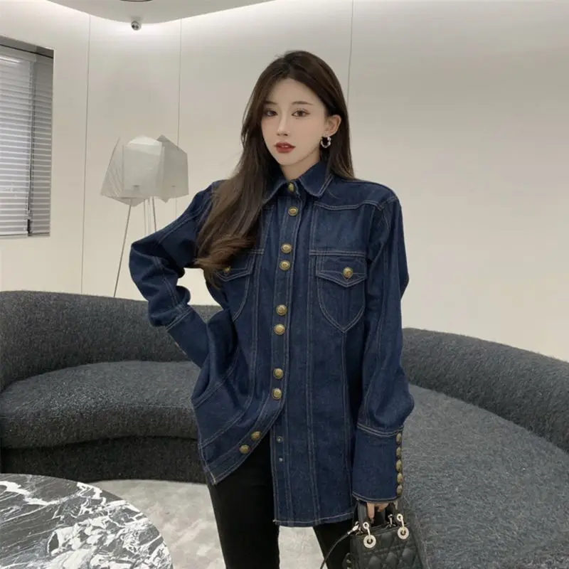 Женская джинсовая куртка зимняя с длинным рукавом и отложным воротником женская