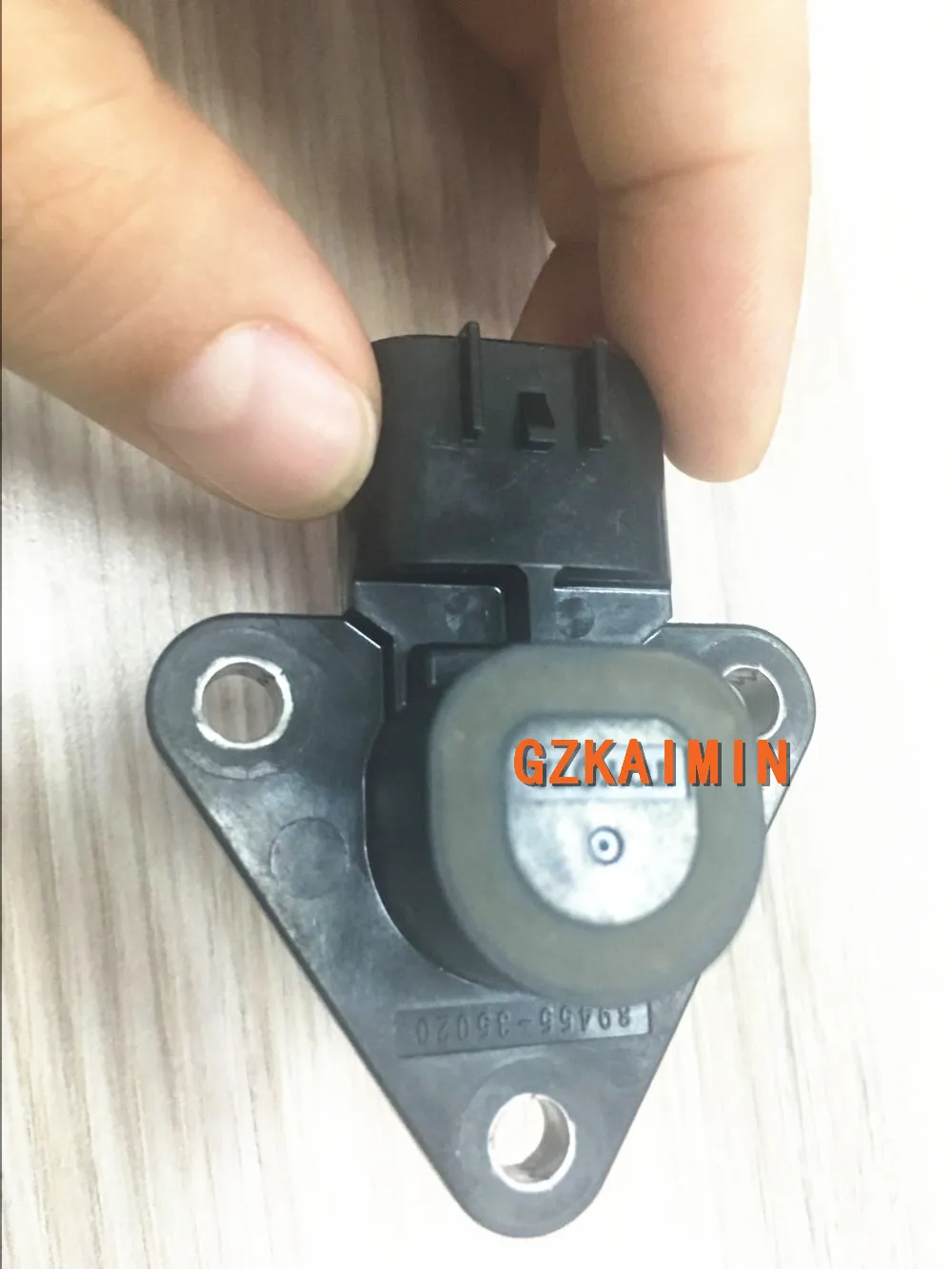 Топ один Турбокомпрессор привод EGR датчик положения 89455-35020 для TOYOTAHilux Land Cruiser Prado