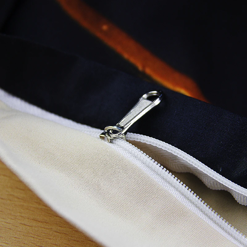 Комплект постельного белья с 3d рисунком черепа пододеяльник наволочками