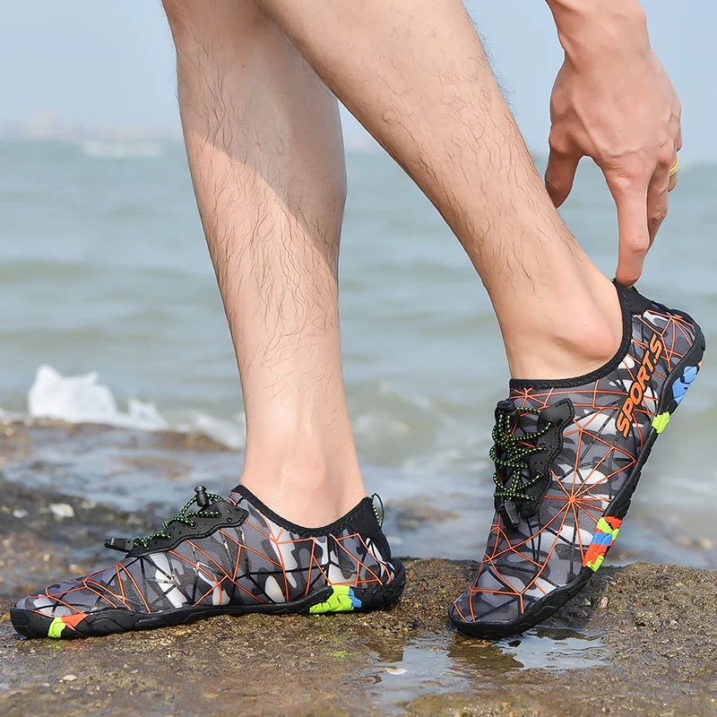 

Size 35-46 Unisex Sneakers Swimming Shoes Quick-Drying Aqua Shoes And Children Water Shoes zapatos de mujer Beach Water Sneakers