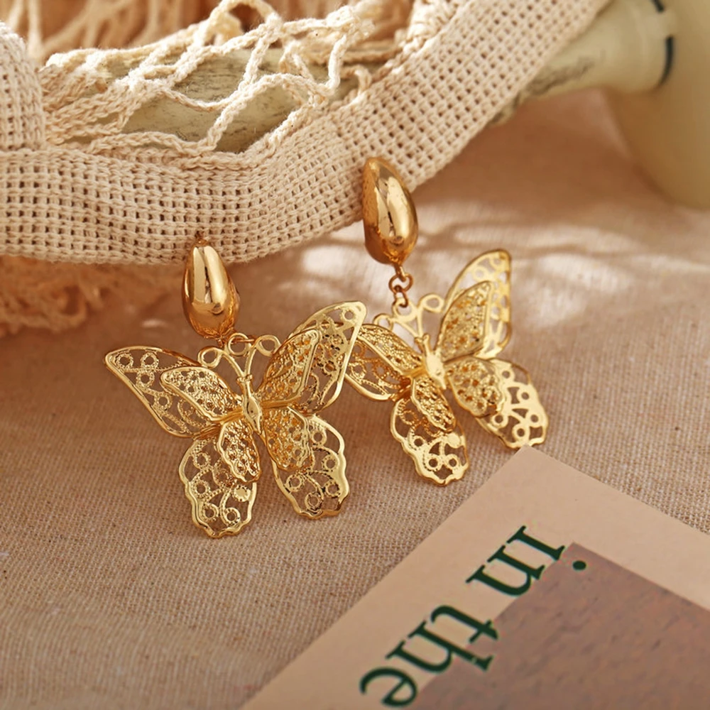 

Fashion Bohemian Retro Hollow Earring Metal Butterfly Pendant Earrings Jewelry for Women Gift