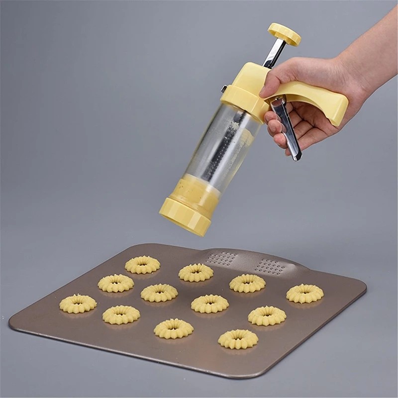 

Icing Set Cookie Biscuit Press and Cake Icing Decorating Set with Cookie Press Cutter Kit with Discs and Nozzles