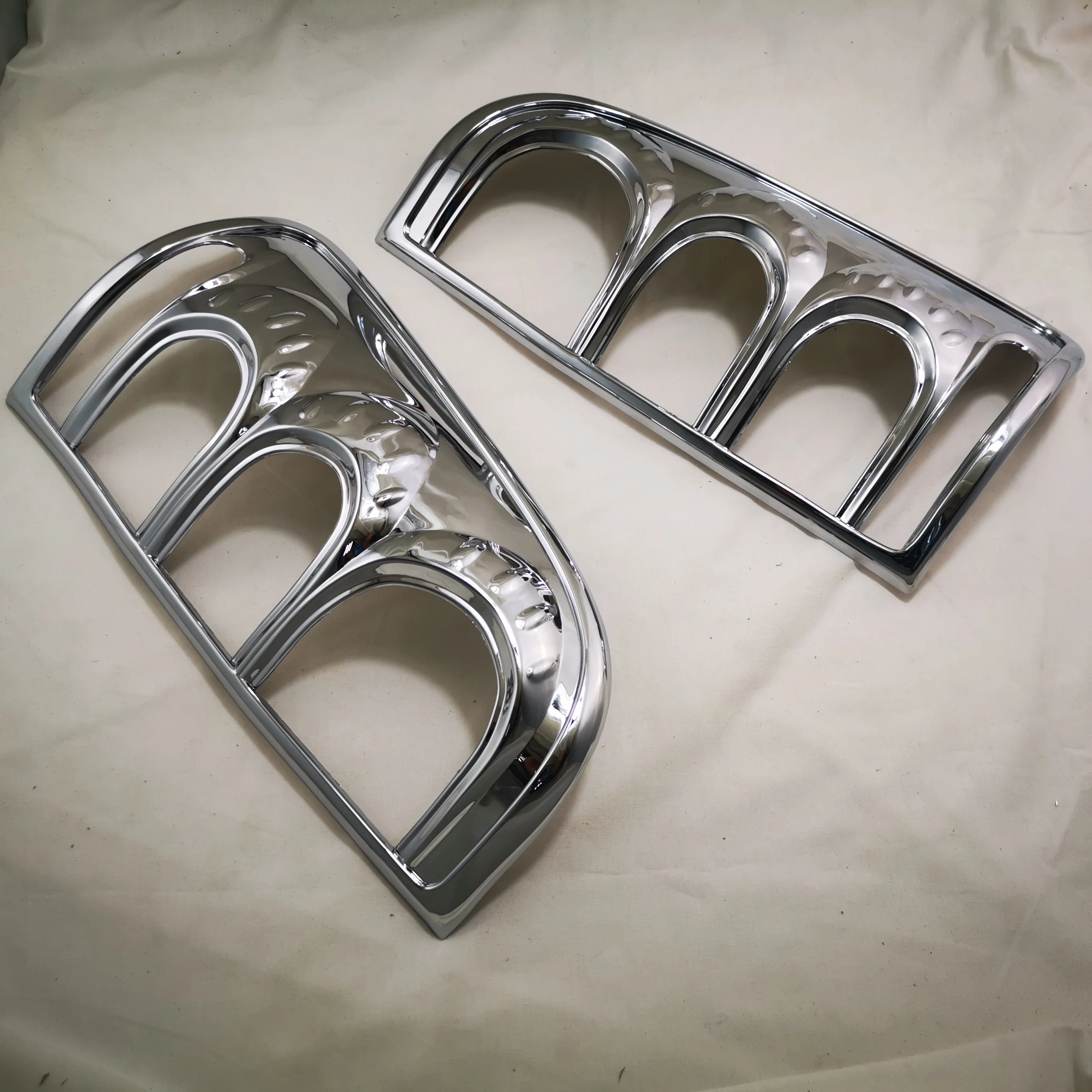 Стайлинг крышка заднего фонаря с хромированной отделкой для TOYOTA HILUX VIGO 2008