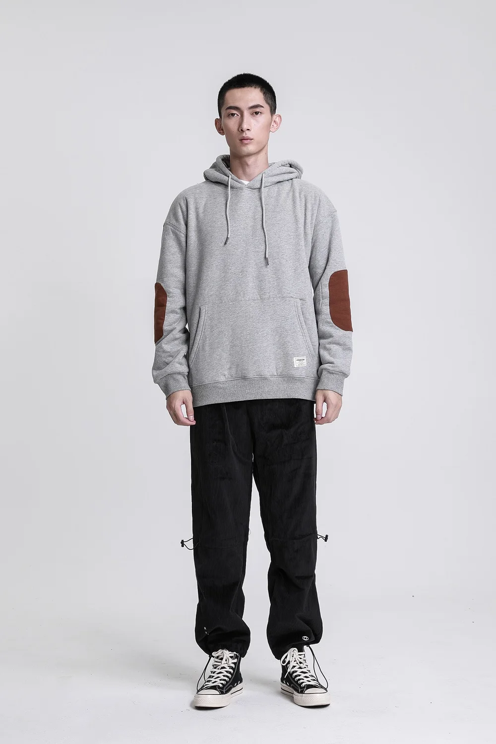 Брюки мужские вельветовые прямые с вышивкой и поясом на резинке