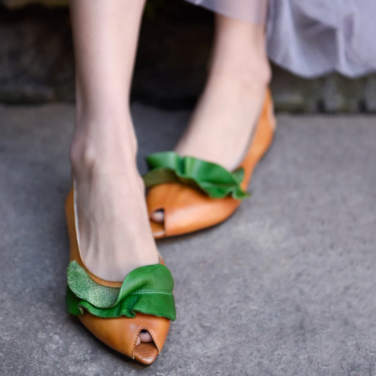 

Artmu Fashion Women Sandals Fish Mouth Low Heels Soft Genuine Leather Beach Sandals Ruffles Shoes Open Toe Sandals Original