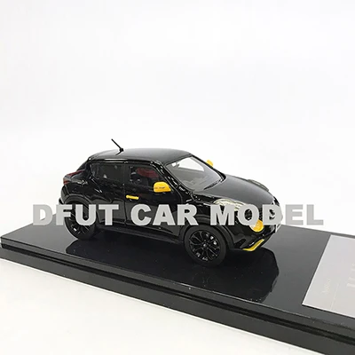 1:43 Игрушечная модель гоночной машины из сплава JUKE 15RX детских игрушечных автомобилей авторизованный подарок для детей - Цвет: 1